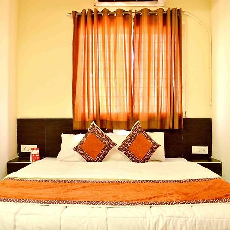 Hotel Vijay Nagar Indaur Kültér fotó