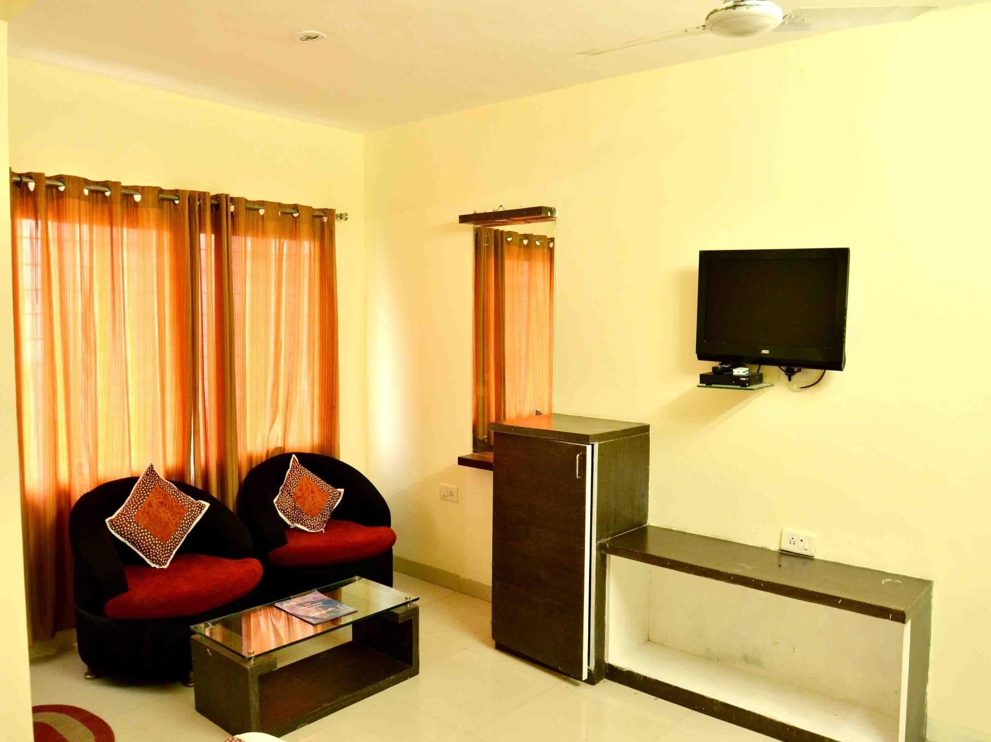 Hotel Vijay Nagar Indaur Kültér fotó