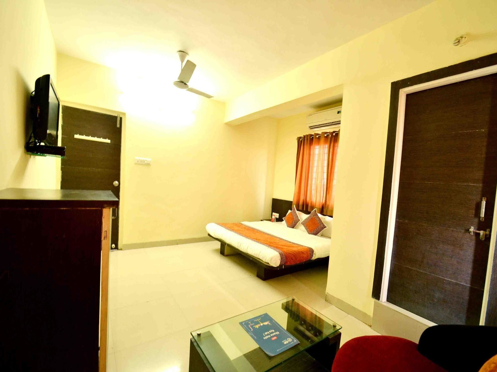 Hotel Vijay Nagar Indaur Kültér fotó